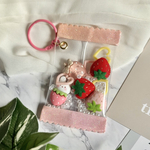 フェルトのキャンディーバッグキーホルダー《strawberry》