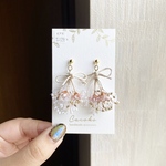 ピンクスターフラワー×かすみ草の ブーケ ピアス  イヤリング
