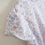 み様専用＊１点限り【6/12♡新入荷】リバティ＊花びらスリーブのブラウス （9号)