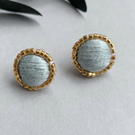 刺繍ピアス　刺繍イヤリング　【ビーズ　刺繍　ゴールド　ブルー】