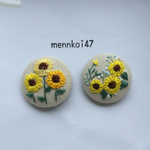 刺繍ブローチ