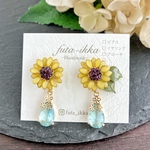向日葵のブルードロップピアス／イヤリング　＜マニキュアフラワー　ひまわり　ヒマワリ＞