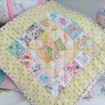 レトロアニマルのパッチワークマット*風船バニー