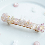 うさぎとお花のバレッタ　ピンクベージュ系
