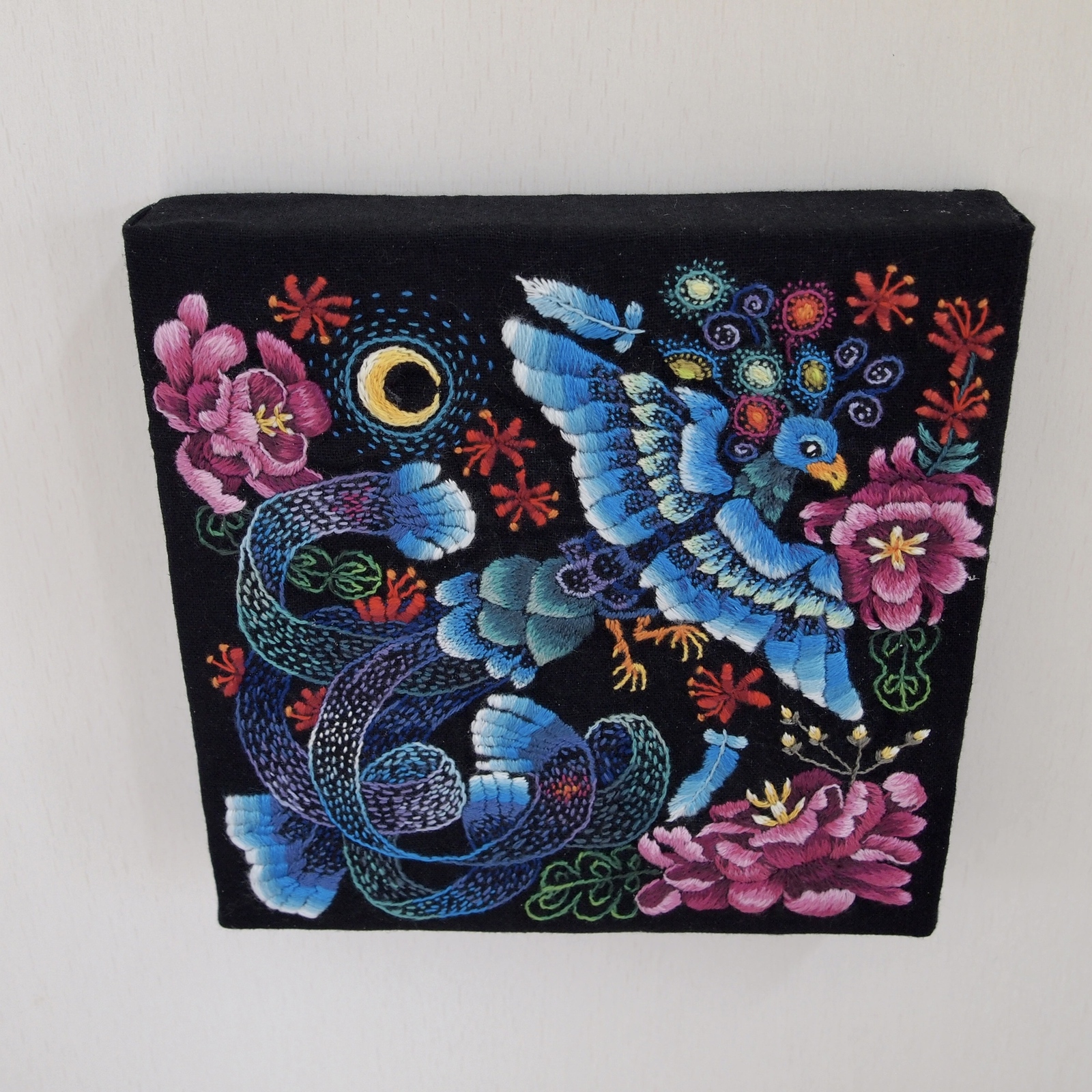 絵画 手刺繍 刺繍絵・刺繍画・虎・額縁・壁飾り・No.230316-06・梱包サイズ