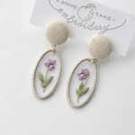すみれのピアス/イヤリング✳︎オーガンジー刺繍