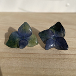 紫陽花のピアス（紺色）