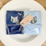 選べる猫さん刺繍と青色の泉州ハンカチタオル2枚組