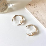 Gold twisthoop&pearl 　　樹脂イヤリング/樹脂ピアス/金属アレルギー対応/樹脂ノンホール/ノンホールピアスフープイヤリングフープピアス大ぶり大人シンプル