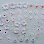 77個【ホワイトなお花達】クラフトパンチ  コラージュ素材