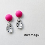 neonpink cabochon＊dot charm pierce