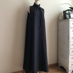 フレンチリネンバイオウォッシュ加工（濃紺）で作ったハイネックフレアマキシワンピース