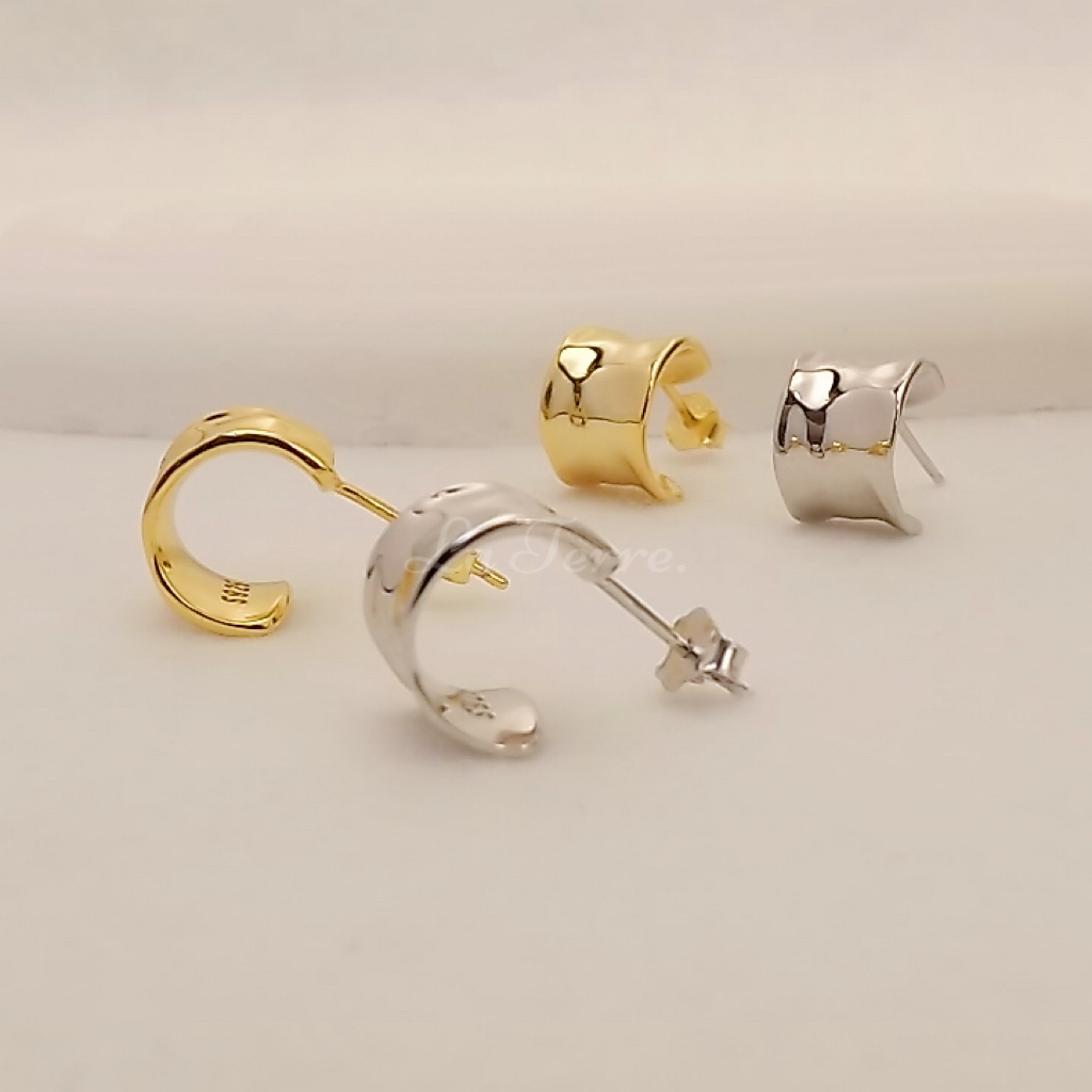 silver925 シンプル　定番　カーブピアス