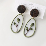 枝葉のピアス/イヤリング✳︎オーガンジー刺繍