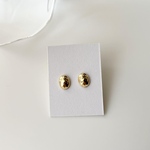 シンプルオーバルゴールドピアス・樹脂ピアス・イヤリング