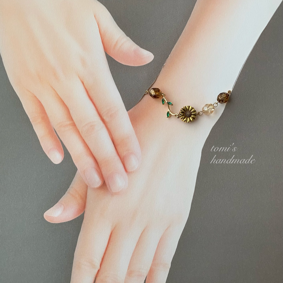 大人シックな向日葵ブレスレット🌻 - tomi's handmade GALLERY | minne