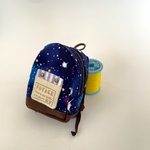 手乗りサイズのシンプルミニリュック（宇宙柄 紺）