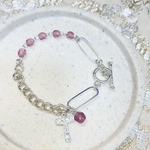各色一点ずつ💜イニシャルチャームチェーンブレスレット