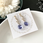 ホワイトフラワーとスワロフスキー＊タンザナイトのイヤリング
