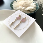 ピンクフレームストーンのイヤリング