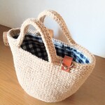 ブロックチェックがのぞくキュートな麻バッグ 　ネイビー