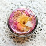 《猛暑日応援Sale 30%off》シマエナガさんの花園・ピルケース・アクセサリーケース・レジン