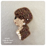 ロングヘアレディ　〜Coup de Coeur 〜ビーズ刺繍ブローチ