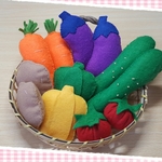 『送料無料』フェルトで野菜屋さん