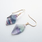 一点もの フローライト スピンドルカット 一粒 ピアス
