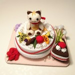 「T様ご予約用リクエスト作品」ちりめん細工のねこ「オンtheケーキ」ミニ置物 【送料無料】
