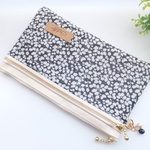 LIBERTY　Glenjade 　グレンジェイド 　ブラック&ホワイト　仕切りポケット、カードポケット付きwファスナークリアポケットポーチＬ size21×12.5cm ◆通帳ポーチ・お薬手帳入れに