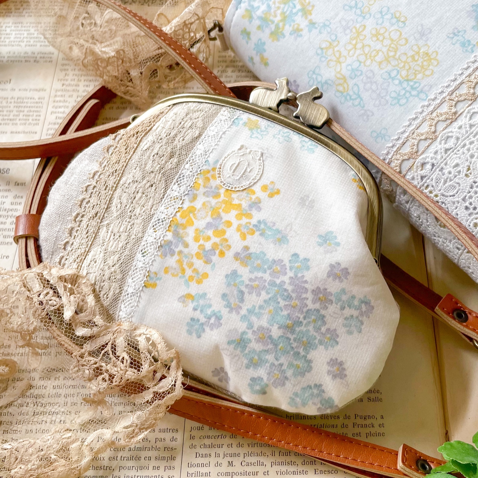 ✿handmade✿紫陽花の刺繍 がま口小物入れ② （kaonがま口ポーチ