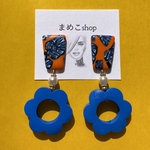 青×オレンジ▼ポリマークレイ×パールウッドピアス⭐️イヤリング 樹脂粘土 ポリマークレイ ポリマークレイピアス オーブン粘土 レトロポップ イエロー 古着 北欧 個性的 レトロ オレンジ 青 ブルー 