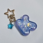 【Ｋ】夜の星空　イニシャルシェイカーキーホルダー
