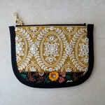 刺繍リボンのPERAPERAポーチ