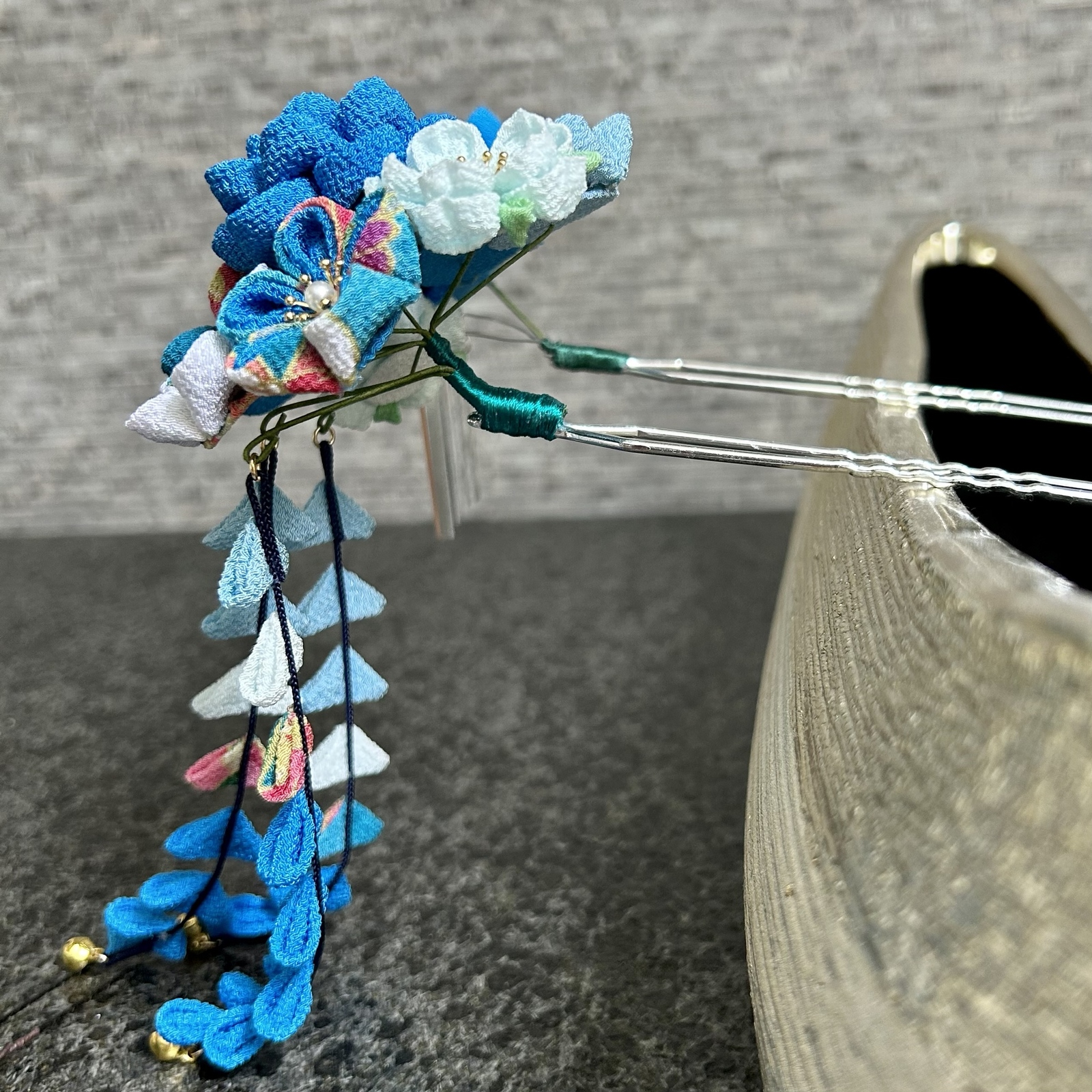成人式 七五三 つまみ細工かんざし 椿 梅 桜 青色 ブルー 瑠璃色