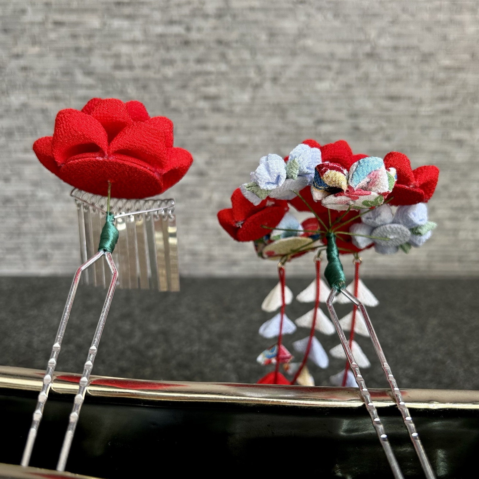 成人式 七五三 つまみ細工かんざし 椿 梅 桜 赤 水色 薄藍 ブルー *髪