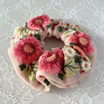 【シュシュ】インド刺繍リボン🎀ピンク・花模様