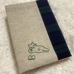 ブックカバー　文庫用　ししゅうネコ・5