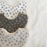 [NEW]--- natural flower bib ---                                    スタイ ビブ よだれかけ 出産祝い 出産準備 レーススタイ リネン