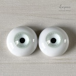 約15.3mm/15.6mm　オリジナルグラスアイ　＃0542　エメラルドグリーン