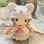 ねこ耳帽子の女の子（M）