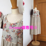 衿レース薔薇柄ノースリーブワンピース