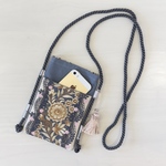 ブルー× フラワー 刺繍リボンのミニバッグ　スマホポシェット/スマホポーチ スマホショルダー　
