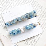 【SALE】青いお花と淡水パールのレジンヘアクリップ2本セット