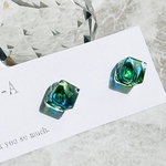 〜海の煌めき〜琉球ガラス レジンキューブ ピアス 