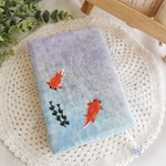 手刺繍のブックカバー/金魚