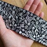 50㎝カット済【インド刺繍リボン】シルク　刺繍　リボン　りぼん   【ブラック×グレー】