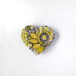 con Amarillo    Antique Silver Beads Reunion  ハートのビーズ刺繍ブローチ