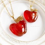 姫林檎のネックレス・クリアレッド×パールグリーン(Apple pendant /フェイクスイーツ/フェイクフード/りんご/リンゴ/フルーツ/果物/秋/レジン)